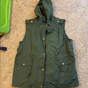 Zenana Outfitters Green Hooded Vest